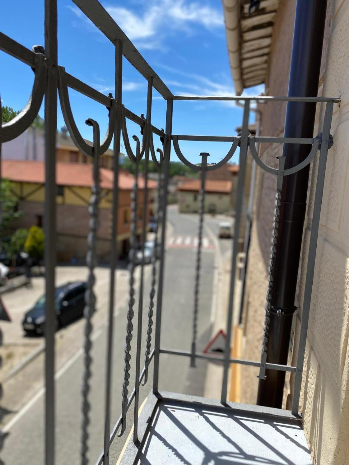 El Tomillar - Alfovar Villa Villalobar de Rioja Exteriör bild